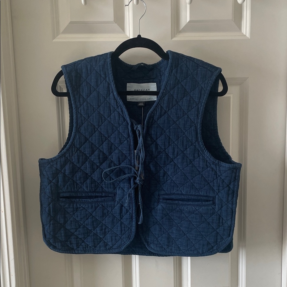 American Eagle Outfitters Quilted Navy Blue Vest